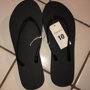 Flip flops - priced to sell! Can’t go lower